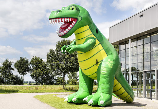 Ordina un dinosauro gonfiabile alto 6 metri per bambini. Acquista ora giochi gonfiabili online su JB Gonfiabili Italia
